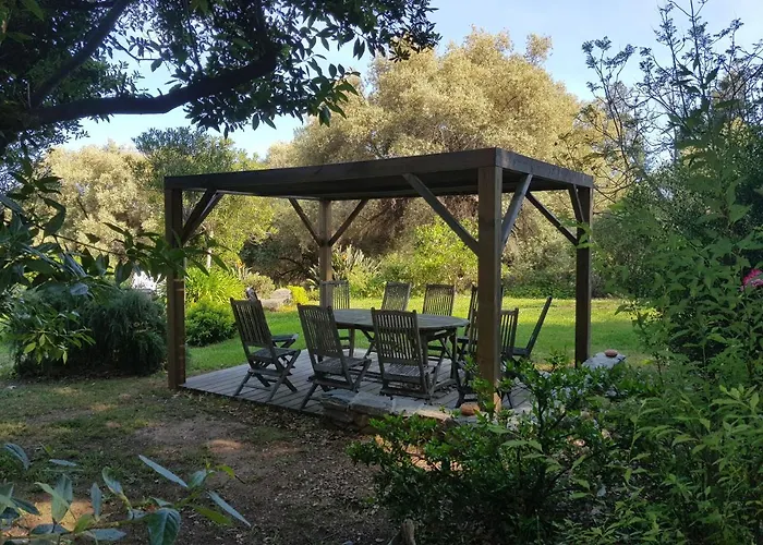 Domaine De Valle Alojamento de Acomodação e Pequeno-almoço Sorbo-Ocagnano